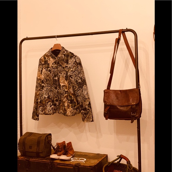 Coat - Picture 4 of 4